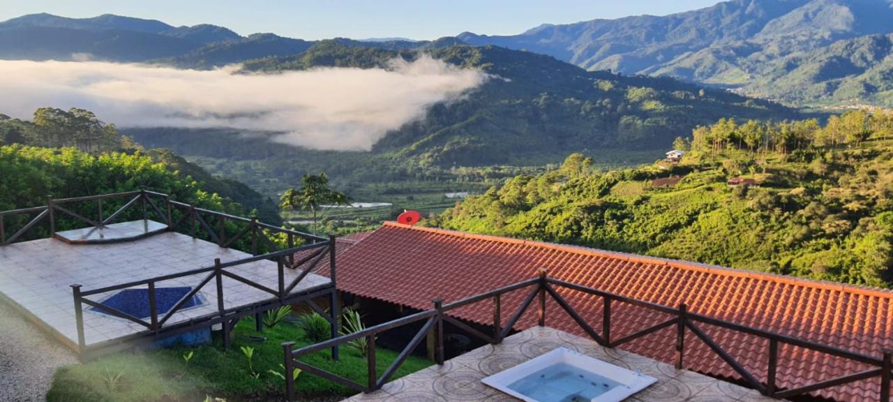 Paraiso Orocay Lodge Екстер'єр фото