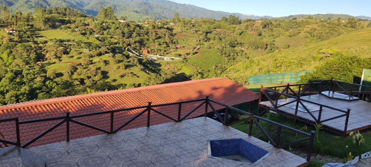 Paraiso Orocay Lodge Екстер'єр фото