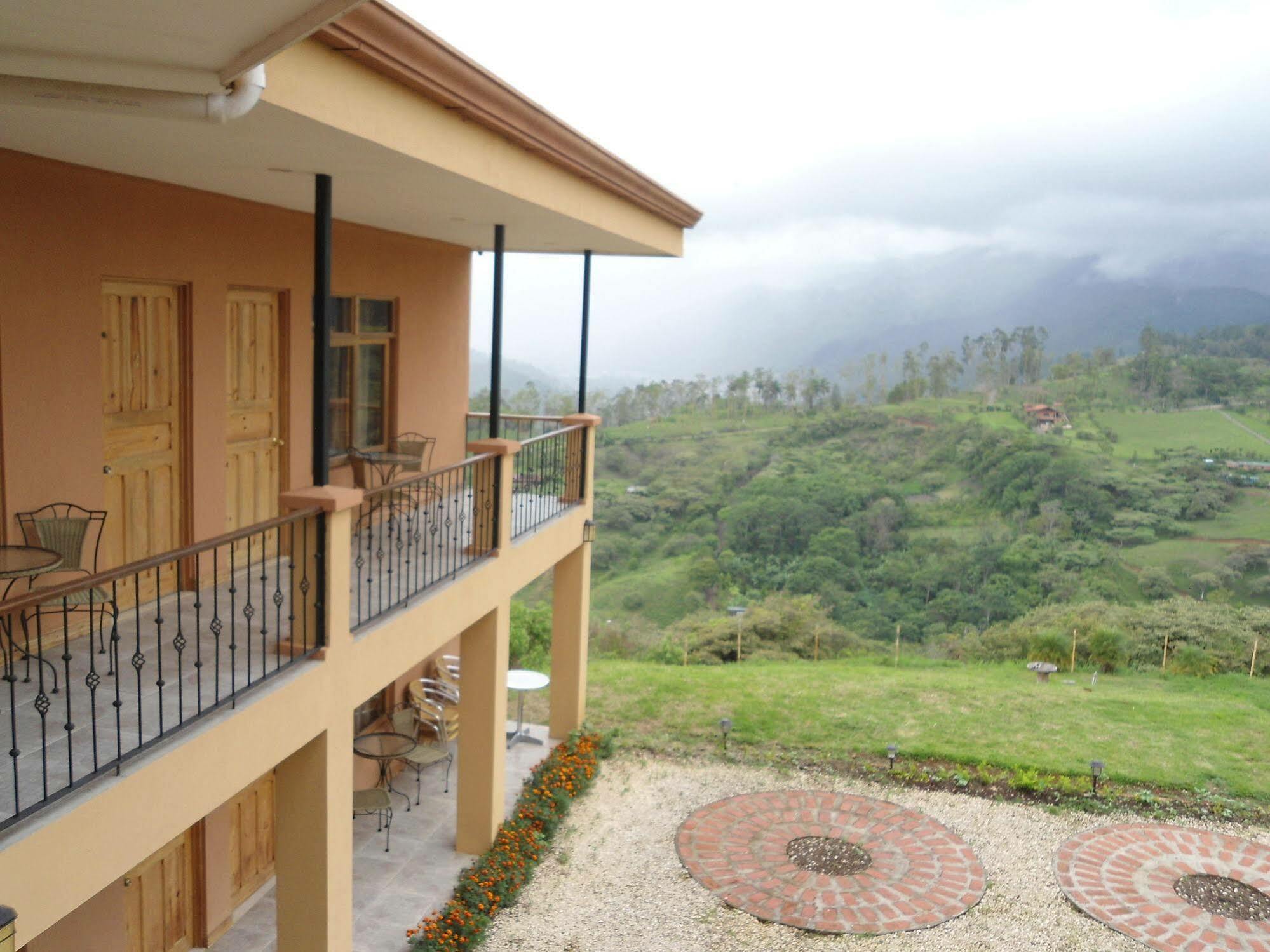 Paraiso Orocay Lodge Екстер'єр фото