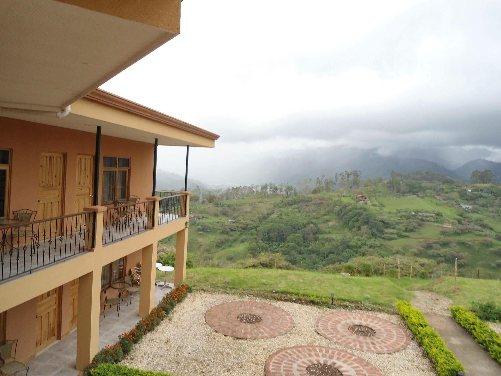Paraiso Orocay Lodge Екстер'єр фото